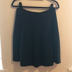 Club Monaco black pleated skirt